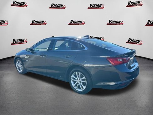 Used 2017 Chevrolet Malibu LT image 7