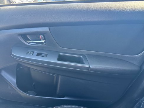 Used 2013 Subaru Crosstrek 2.0i Premium image 21
