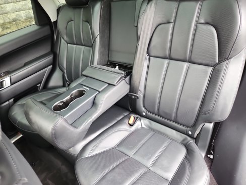 Used 2016 Land Rover Range Rover Sport HSE image 26