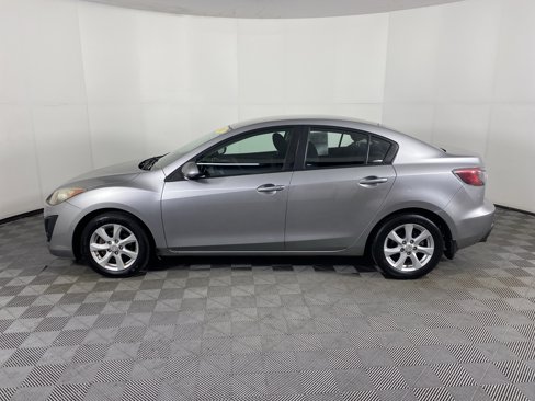 Used 2011 MAZDA MAZDA3 i Touring image 6