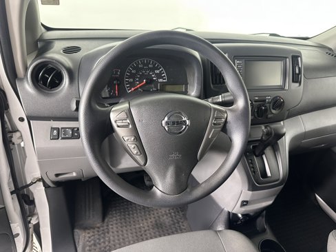 Used 2020 Nissan NV200 SV w/ Back Door Glass Package image 21