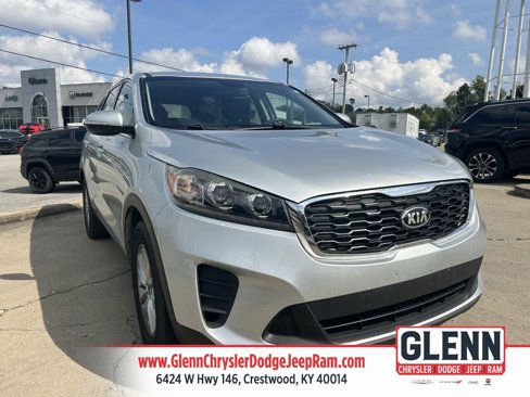 Used 2019 Kia Sorento LX image 4