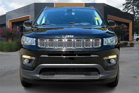 Used 2020 Jeep Compass Latitude image 2