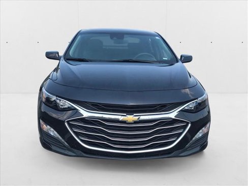 Used 2023 Chevrolet Malibu LT image 2