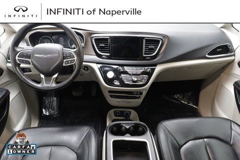 Used 2019 Chrysler Pacifica Touring-L Plus w/ Advanced Safetytec Group image 11
