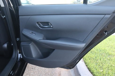 New 2025 Nissan Sentra SV w/ Trunk Package image 30