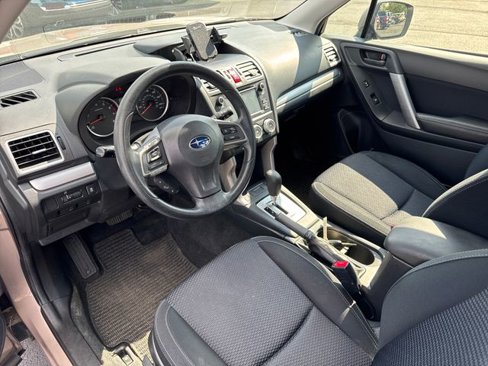 Used 2016 Subaru Forester 2.5i w/ Popular Package #2 image 9