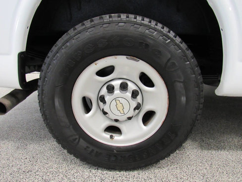 Used 2020 Chevrolet Express 2500 w/ Driver Convenience Package image 16