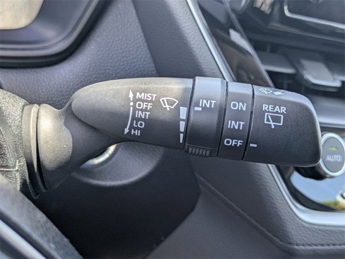 Used 2023 Toyota Corolla Cross LE image 26