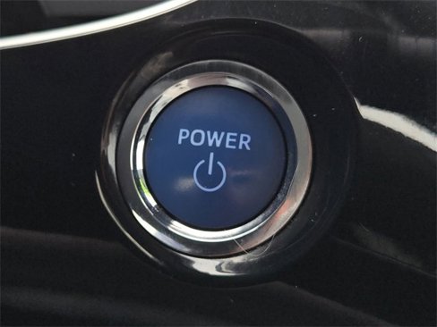 Used 2017 Toyota Prius Four image 21