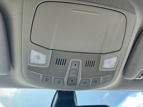 Used 2020 Ford Fusion Titanium image 30