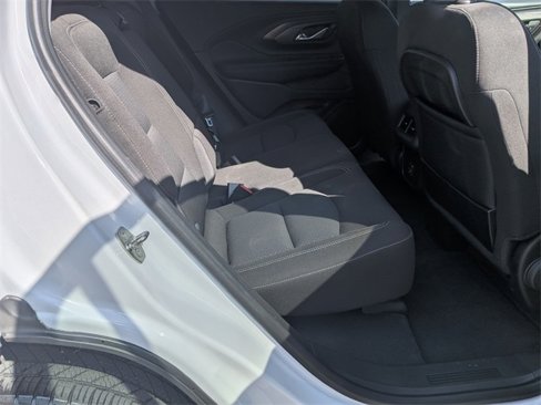 Used 2023 GMC Terrain SLE w/ Driver Convenience Package image 30