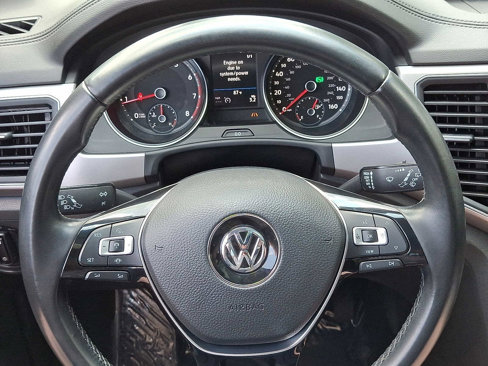 Used 2019 Volkswagen Atlas SE w/ Panoramic Sunroof Package image 16