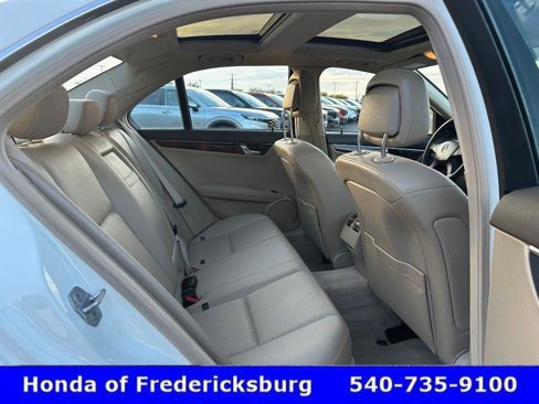 Used 2011 Mercedes-Benz C 300 Sport image 39