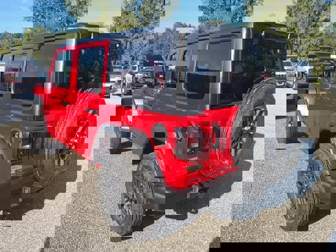 New 2025 Jeep Wrangler Unlimited Sport image 10