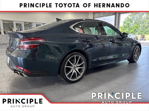 Used 2023 Genesis G70 2.0T image 7