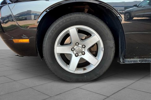 Used 2009 Dodge Challenger SE image 11
