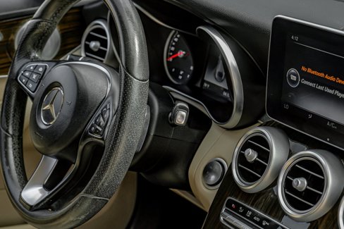 Used 2018 Mercedes-Benz C 300 Sedan w/ Multimedia Package image 18