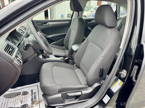 Used 2012 Volkswagen Passat 2.5 S image 10