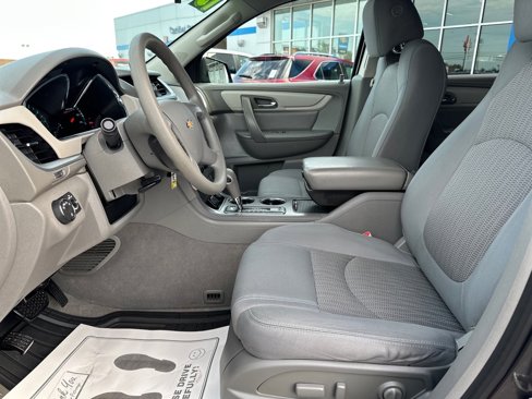 Used 2015 Chevrolet Traverse LS image 11