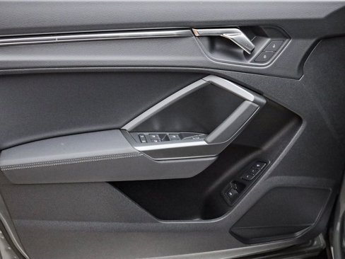 New 2025 Audi Q3 2.0T Premium image 22