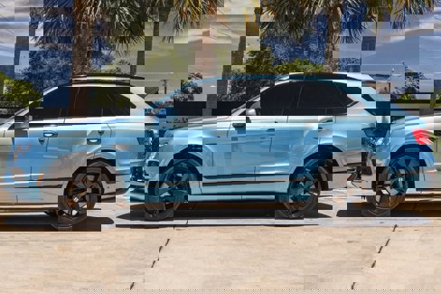 Used 2020 Bentley Bentayga image 3