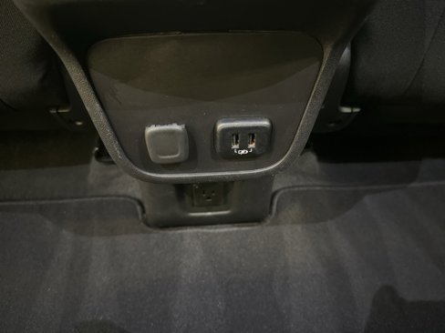 Used 2018 Chevrolet Equinox LT w/ Sun & Infotainment Package image 26