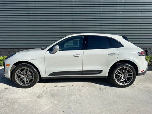 Used 2022 Porsche Macan image 2