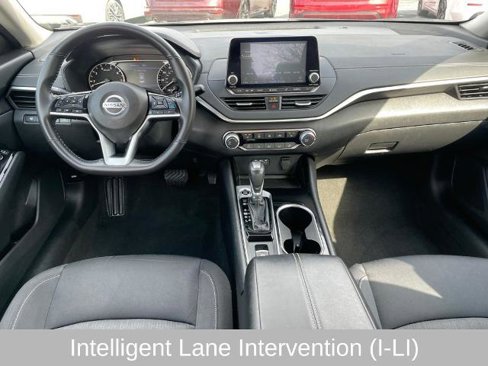 Certified 2021 Nissan Altima 2.5 SV w/ SV Premium Package image 11
