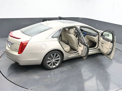 Used 2013 Cadillac XTS Luxury image 45