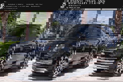 Used 2025 Land Rover Range Rover Long Wheelbase Autobiography image 1