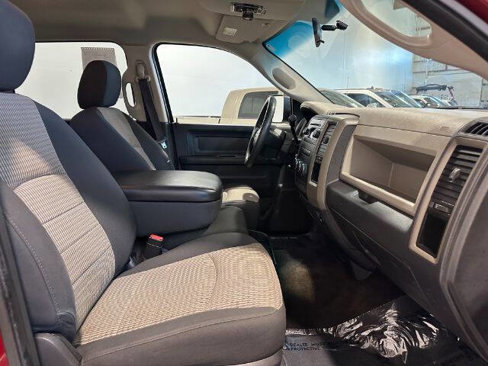 Used 2012 RAM 2500 ST w/ Chrome Appearance Group image 11