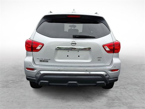 Used 2020 Nissan Pathfinder SL image 5