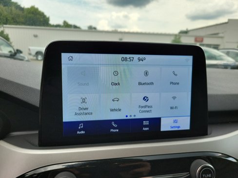 Used 2021 Ford Escape SE image 21