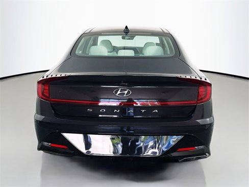Used 2023 Hyundai Sonata SEL w/ Convenience Package image 5