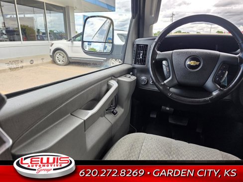 Used 2022 Chevrolet Express 2500 w/ Driver Convenience Package image 11