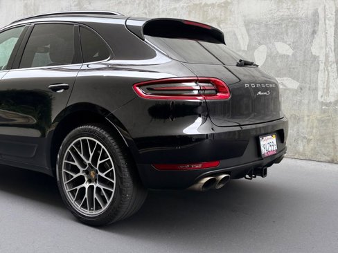 Used 2018 Porsche Macan S image 13