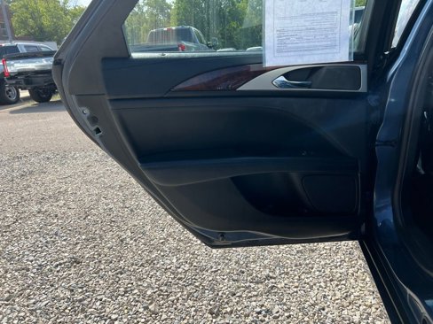 Used 2018 Lincoln MKZ Select w/ Select Plus Package image 15