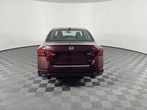 Used 2023 Nissan Altima 2.5 SL image 4