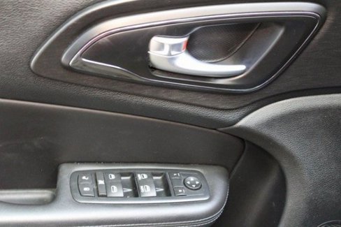 Used 2016 Chrysler 200 S image 14