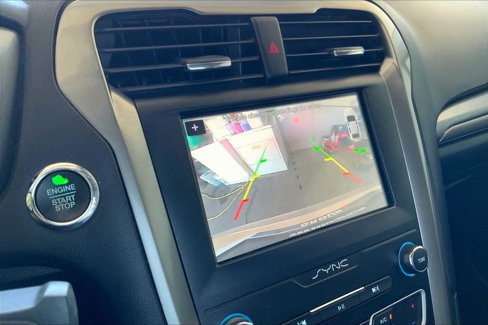 Used 2019 Ford Fusion SE image 25