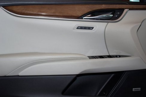 Used 2019 Cadillac XTS Luxury image 20