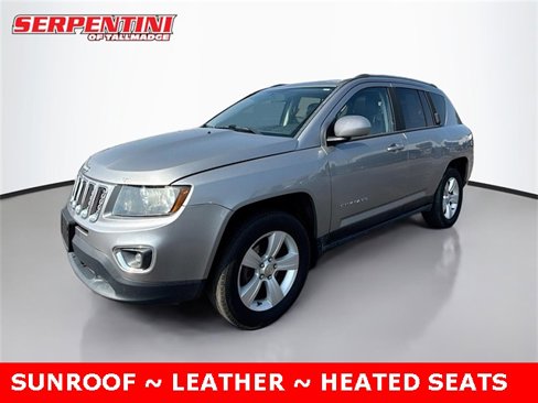 Used 2015 Jeep Compass High Altitude image 1