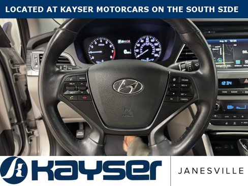 Used 2015 Hyundai Sonata Limited w/ Option Group 05 image 34