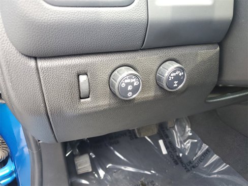 Used 2022 Chevrolet Colorado LT w/ LT Convenience Package image 20