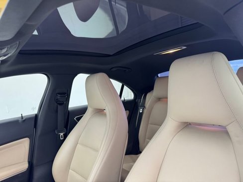 Used 2017 Mercedes-Benz CLA 250 image 5