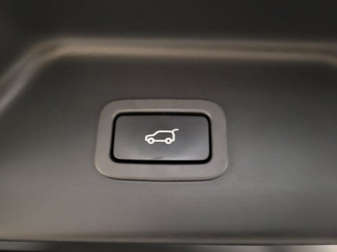 Used 2016 Land Rover Range Rover Supercharged image 31