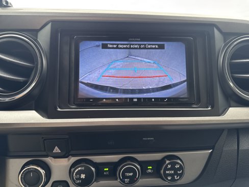 Used 2019 Toyota Tacoma SR5 image 29