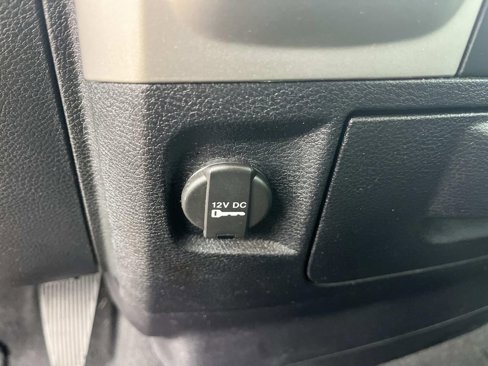 Used 2016 RAM 1500 Classic SLT image 26