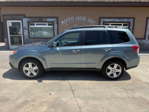 Used 2010 Subaru Forester 2.5X Premium image 6